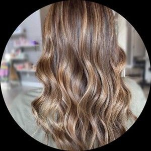 Meet your Posher, Courtney